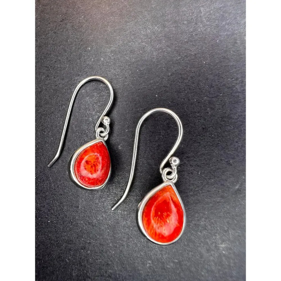 Red sponge coral sterling silver teardrop earrings - Picture 2 of 11